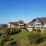4 Im Haus Am Mit Wintergarten Und Terrasse * Seedorf
