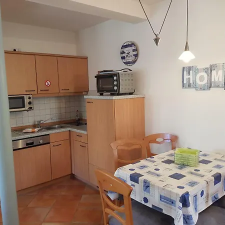 4 Im Haus Am Mit Wintergarten Und Terrasse